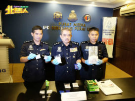 警起获21万毒品 涉毒情侣被捕