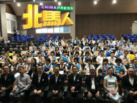 全槟中小学华文作文比赛 日新中学 明德正校 夺总冠军