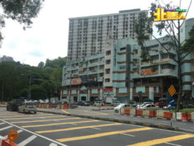 非法U转频酿车祸  陈淑湘：设路墩阻碍