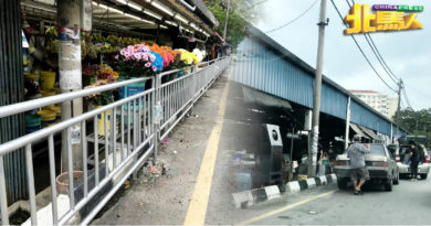 信达园小贩区围栏杆引争议 孙意志：道路安全为由 JKR要围