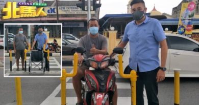 高渊大街路桩“装耳朵” 方美铼：挡摩哆非法U转