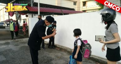 ◤CMCO◢  小学全面复课 不松懈 上学放学 有警力值勤