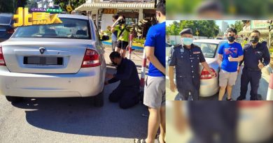 警察助换轮胎  网民纷纷点赞