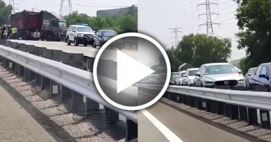 涉重型罗厘交通事故 南北大道车龙达6.5公里