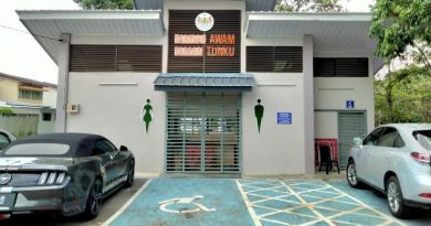 东姑公园厕所 看到用不到 市厅：最迟下月底解决