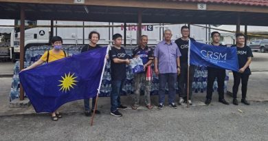 ◤华玲山洪◢  槟州马华志工团  送水 干粮给华玲灾民