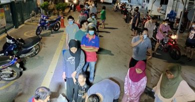马章武莫选区 至下午4时许 13住宅区完全没水