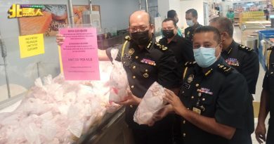 若被征收“斩鸡费”可投诉 贸消部秘书长：会调查