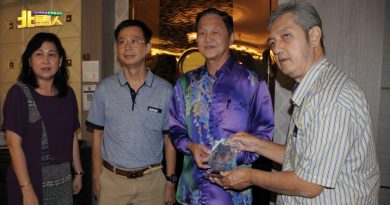 陈荣发：增华小学生来源    华裔要多生育