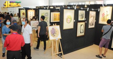 威南水墨画义展 71画家展出百幅作品 一半收益捐慈善团体