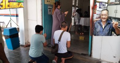 恩爱老夫妻出外晨运 丈夫疑心脏病发 翻摩哆身亡