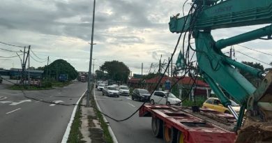 拖格罗厘勾扯电缆脱落  警封锁道路 国能漏夜抢修