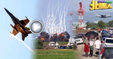 一架架战斗机为LIMA彩排演习  大批民众空军基地旁 赏空中英姿