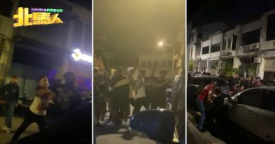 疑因争女友爆发殴斗 男子被追打狂踩身体