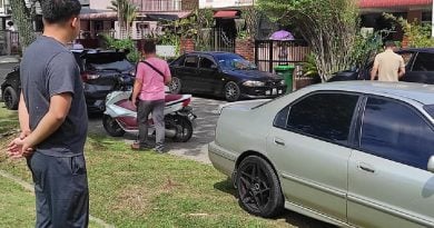 窃贼以为无人 准备入屋干案  反被屋主呵斥 吓得弃车逃