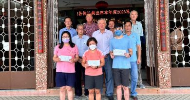 明修善社拨3万  助3贫寒子弟升学