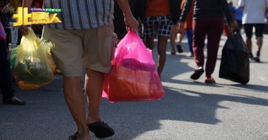 自然之友吁政府限制塑料生产  确保企业放弃塑料产品