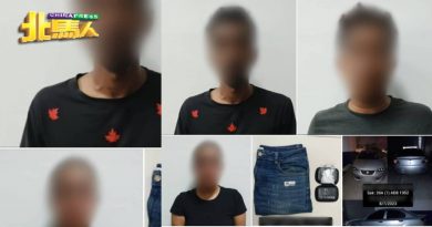 警截查可疑轿车 起获冰毒 捕2男1女