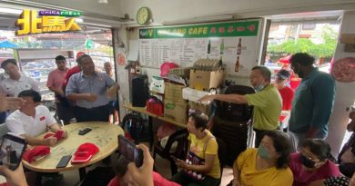 ◤6州选举◢ 希盟与公巴居民交流 男子踩场骂阿兹鲁