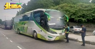 JPJ接公众投诉 对付违例泊车的旅巴 商用车辆