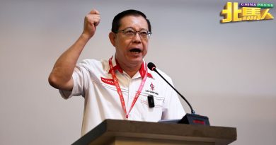 申请百万拨款只获半数 反对党没申请获拨款 林冠英要工程部交代