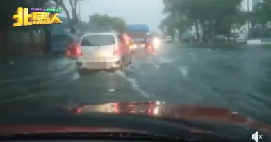 槟岛大雨多地阻塞 峇都茅2处水灾