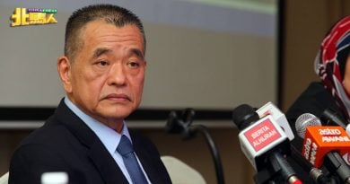 火箭4部长40国会议员 陈德钦：不如一个张庆信