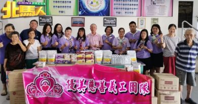 优美义工团队访安老院 捐数千令吉营养食品