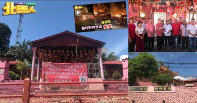西岭财神爷庙大火 | 需耗3年重建 香火明起移至中街戏台 开金库日照常