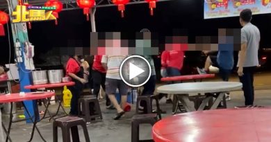 食肆上演全武斗！  疑两组小贩互殴 场面火爆