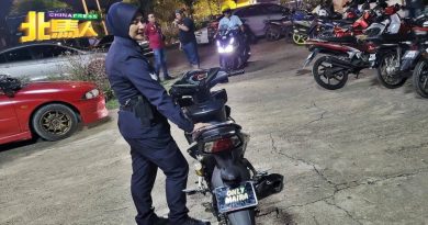“迈拉专属”车牌示爱  骑士接罚单