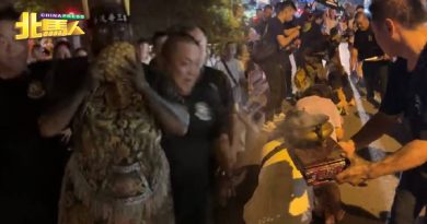 普渡三公 大年巡境  信徒趴跪  接受加持祈福