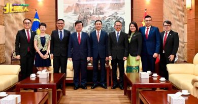 槟迎来许多中企前来 曹观友冀我国企业 把握合作机会 　