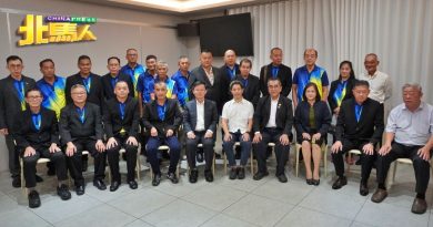 曹观友拨20万协助  武吉丁雅马化园建有盖篮球场