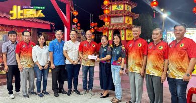 大山脚蔗笆石灵宫拨6000及1000 助贫困家庭武拉必中学