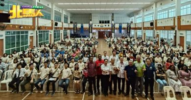 林冠英建议应统一大学预科班课程考试