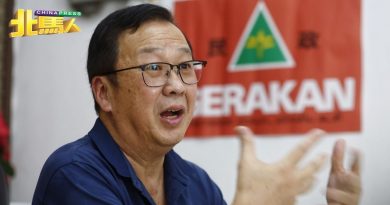 撤换州主席属中央权限 刘华才：“你没资格讨论”