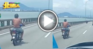 男子光着上身骑摩哆 在槟城大桥“兜风”？