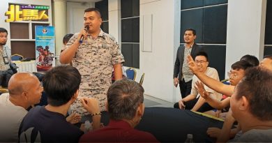 拖网渔船不再越界捕鱼 拉扎里：浅海渔民鱼获增长