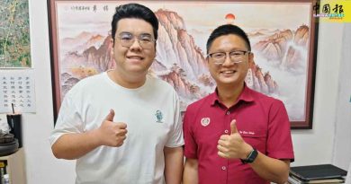 无国籍青年遇贵人 等了10年 终获大马卡