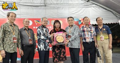 政府拨款华教遭反对派指“背叛” 林慧英：“我们会顶住压力”