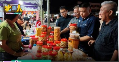 米都新春夜市开市   民众络绎不绝
