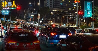 跨年倒数夜 槟岛市区塞到爆