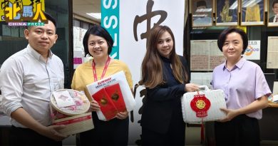 双威医疗中心  槟城双威酒店  向《中国报》献新春贺礼