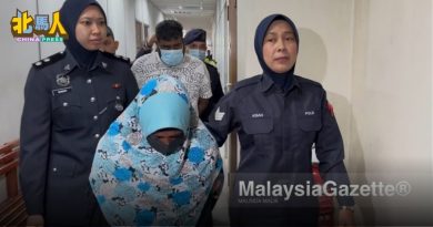 夫妇控虐打10岁儿子 不认罪