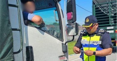 祖孙3人骑摩哆撞罗厘引关注 JPJ双溪峇甲严厉执法