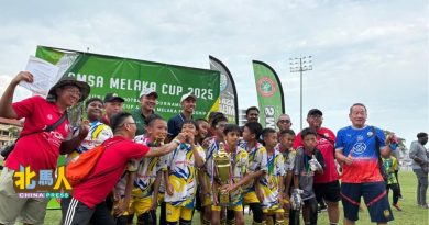 日新足球俱乐部U12勇夺马六甲杯冠军 U10获殿军