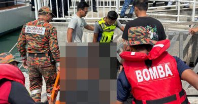游泳没穿救生衣 印度游客孕妇湖溺毙