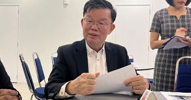 曹观友：看不出与MBI有关系 警方没传召PDC录供