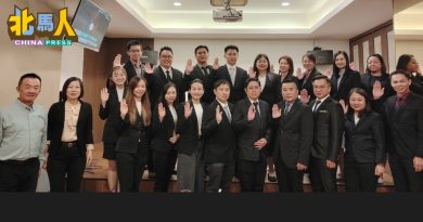 陈锐灿：若财务状况允许 励华家协将更换学校旧桌椅